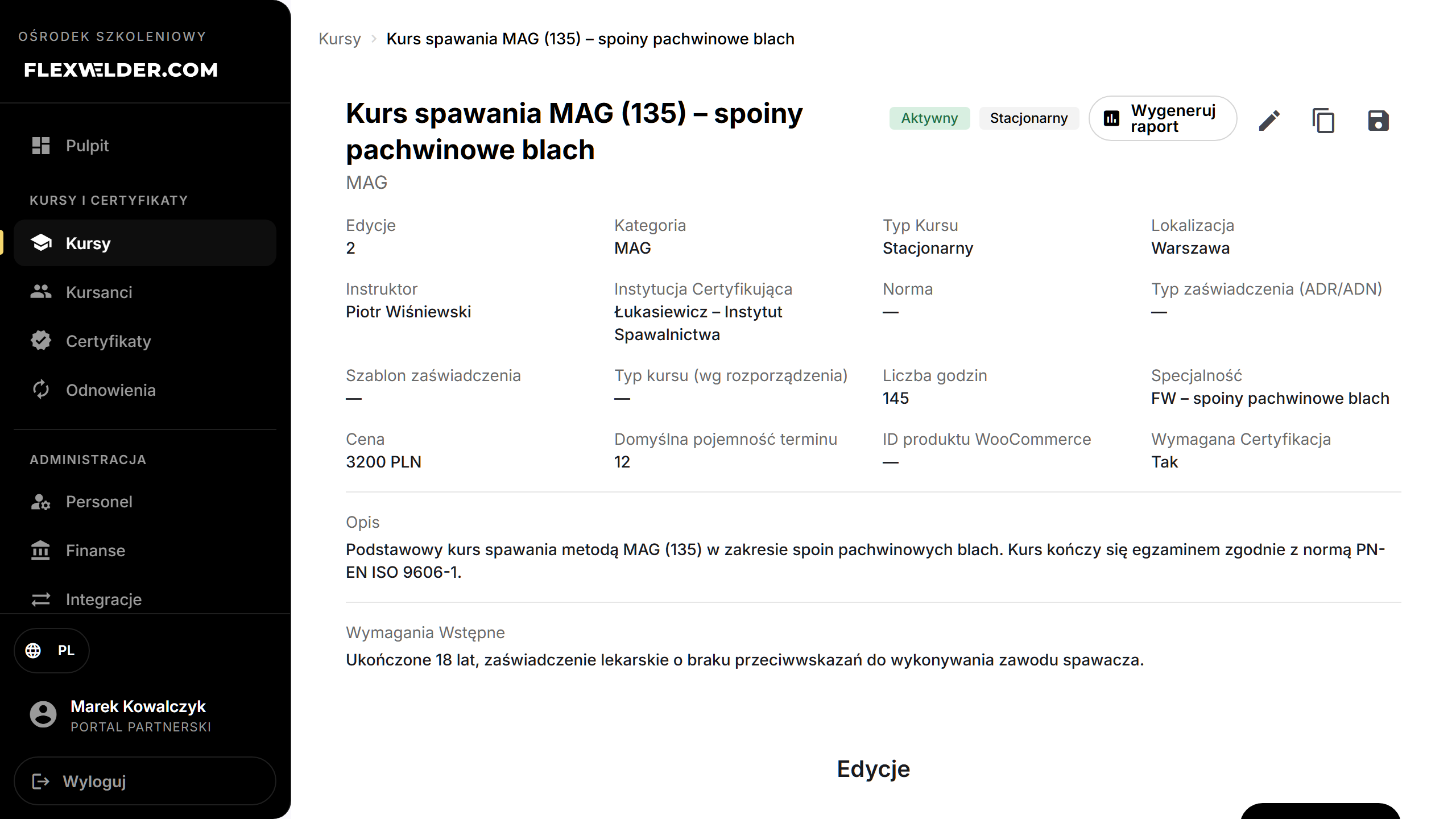 Szczegóły kursu — nagłówek ze statusem